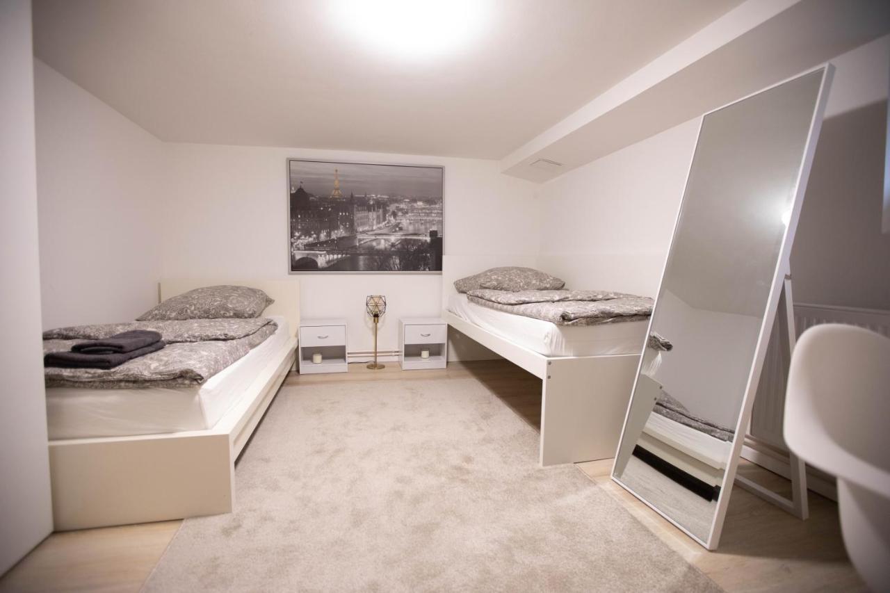 הנובר 80Qm - 4 Rooms - Private Parking - Keller-Basement - Mallibase Apartments מראה חיצוני תמונה